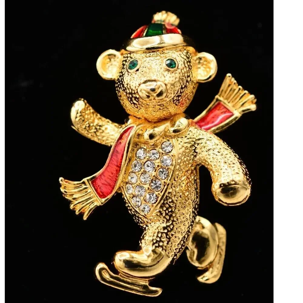 Vintage Christmas Bear Pin Brooch Brushed Gold Ice Skating Holiday Heavy BinAT